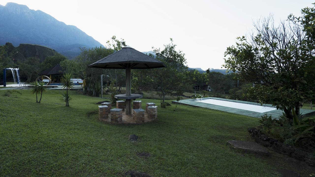 Pousada Das Nascentes Hotel กาตาส อัลตาส ภายนอก รูปภาพ